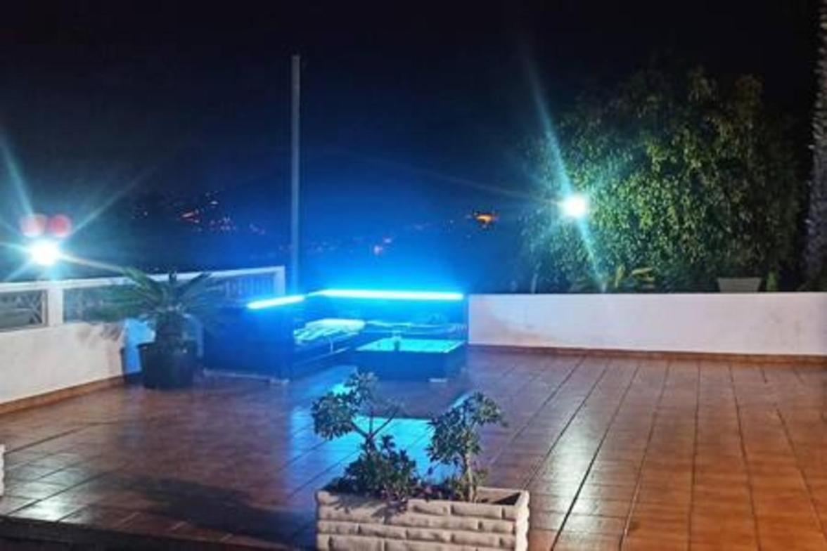 Espectacular Con Piscina Y Vistas Al Valle Chalet